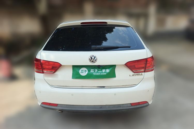 Used Volkswagen Gran Lavida 2013 1.6L Automatic Luxury Model Rear