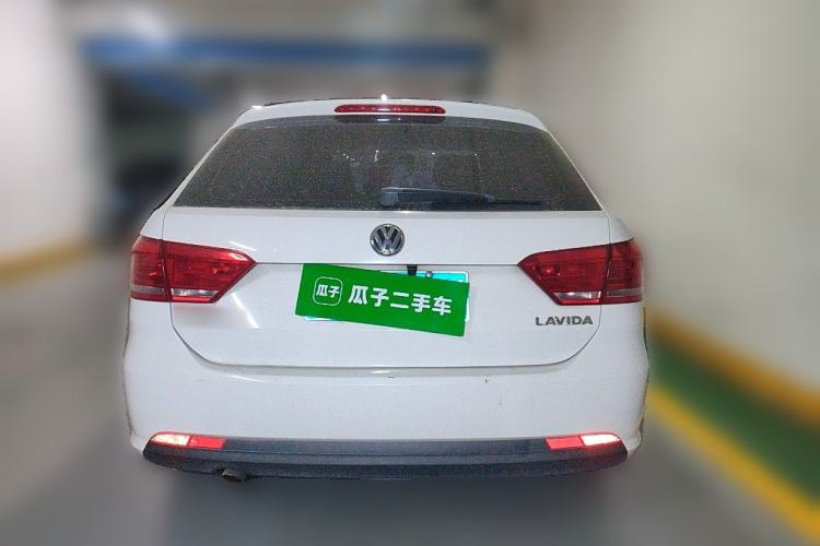 Used Volkswagen Gran Lavida 2013 1.6L Automatic Fashion Model Rear
