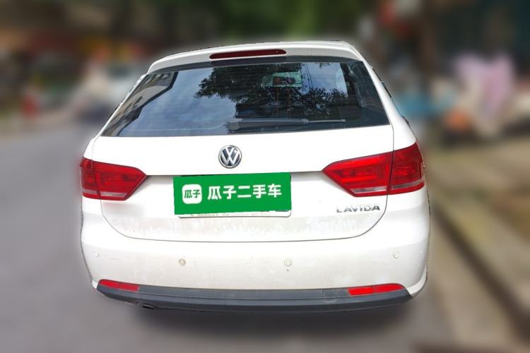 Used Volkswagen Gran Lavida 2013 1.6L Automatic Fashion Model Rear