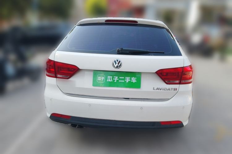 Used Volkswagen Gran Lavida 2013 1.4 TSI Automatic Comfort Model Rear