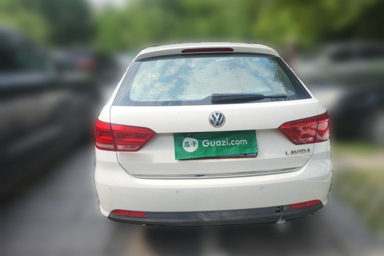 Used Volkswagen Gran Lavida 2013 1.6L Manual Comfort Model Rear