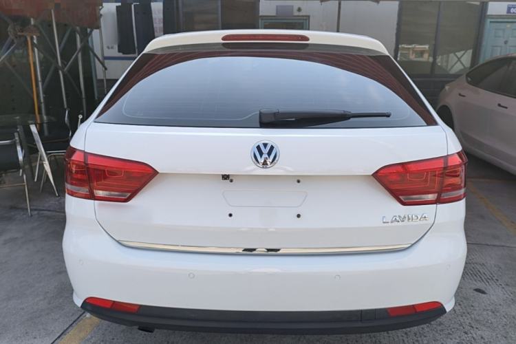 Used Volkswagen Gran Lavida 2013 1.6L Manual Comfort Model Rear