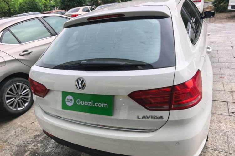Used Volkswagen Gran Lavida 2013 1.6L Automatic Luxury Model Rear