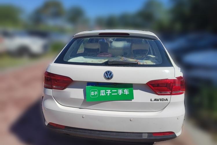 Used Volkswagen Gran Lavida 2013 1.6L Automatic Fashion Model Rear
