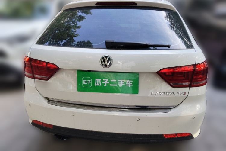 Used Volkswagen Gran Lavida 2013 1.4 TSI Automatic Comfort Model Rear