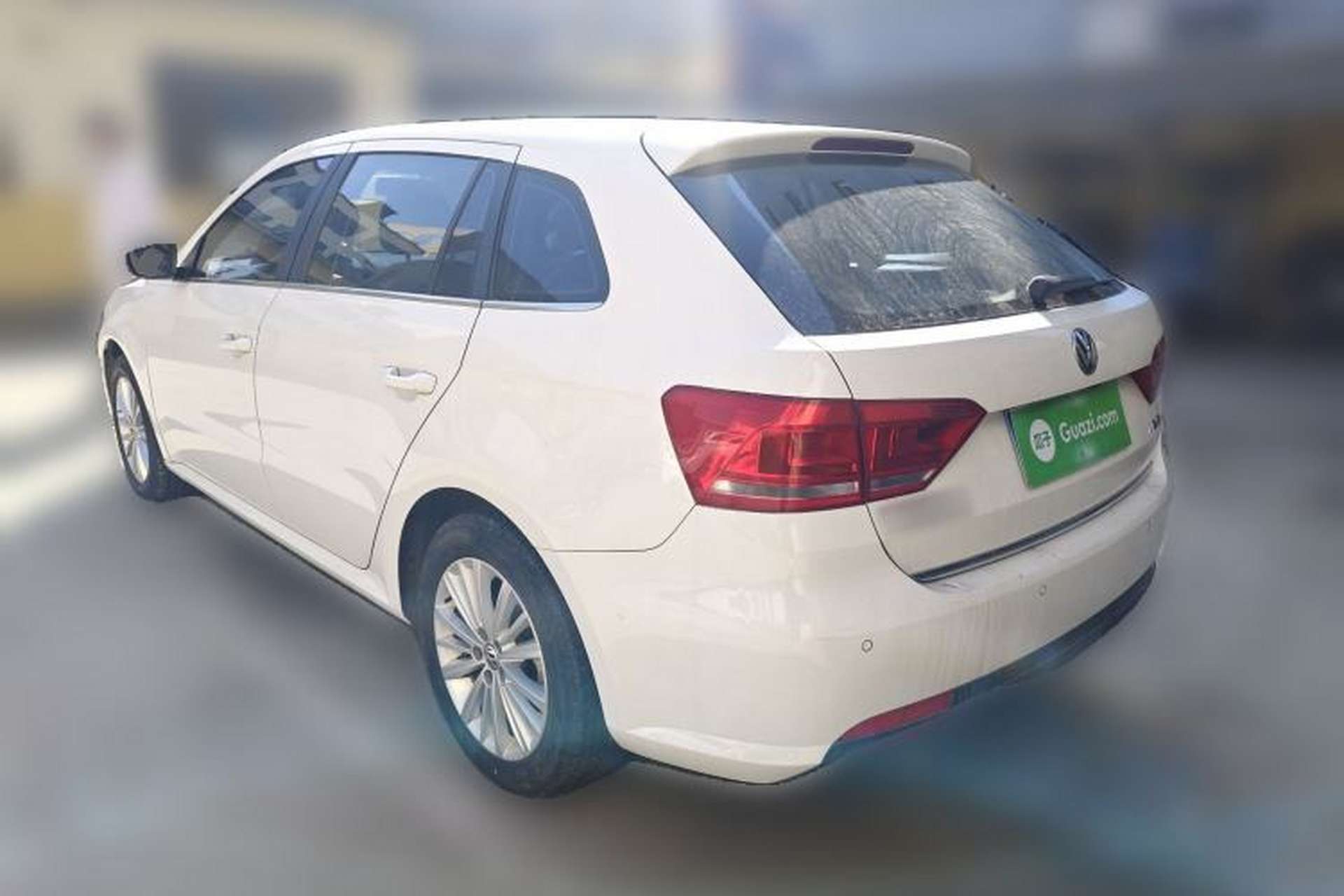 Used Volkswagen Gran Lavida 2013 1.6L Automatic Comfort Model Rear Left 45 Deg