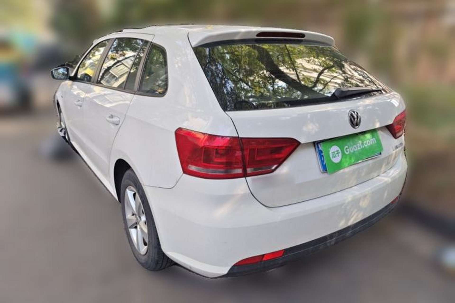Used Volkswagen Gran Lavida 2013 1.6L Manual Fashion Model Rear Left 45 Deg