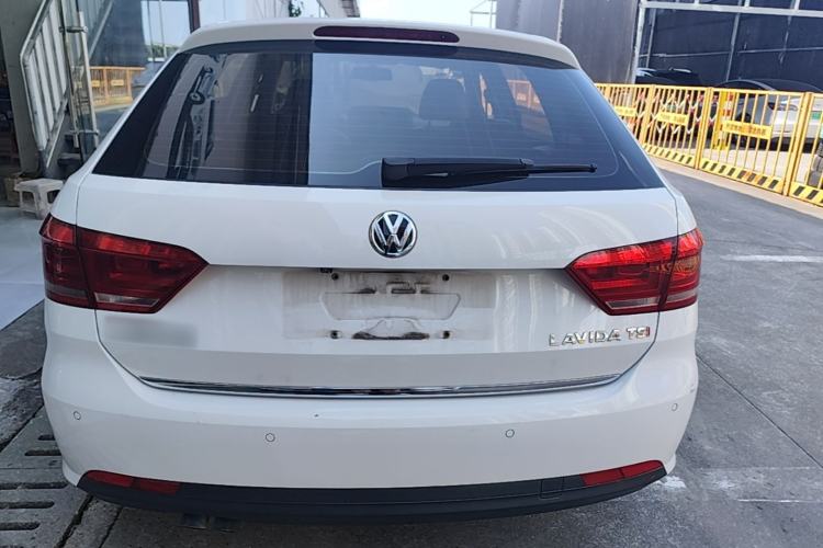 Used Volkswagen Gran Lavida 2013 1.4 TSI Automatic Comfort Model Rear