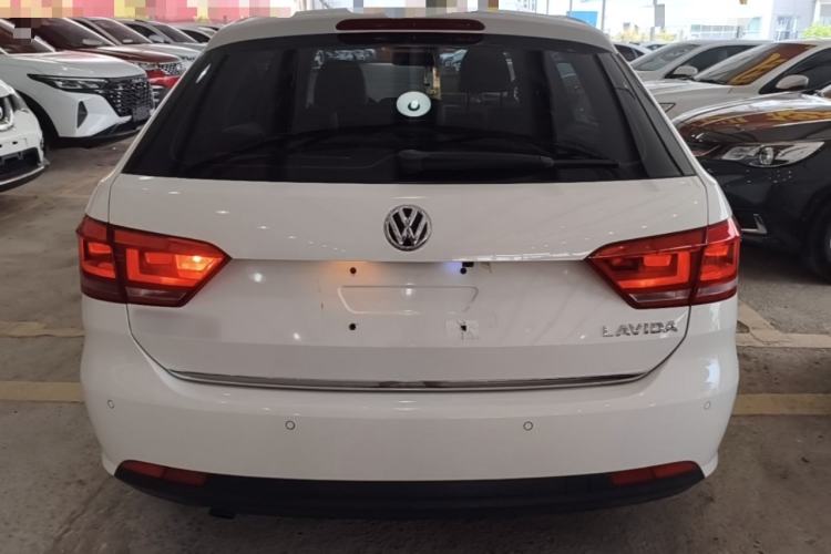 Used Volkswagen Gran Lavida 2013 1.6L Automatic Comfort Model Rear