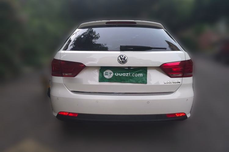 Used Volkswagen Gran Lavida 2013 1.6L Automatic Luxury Model Rear
