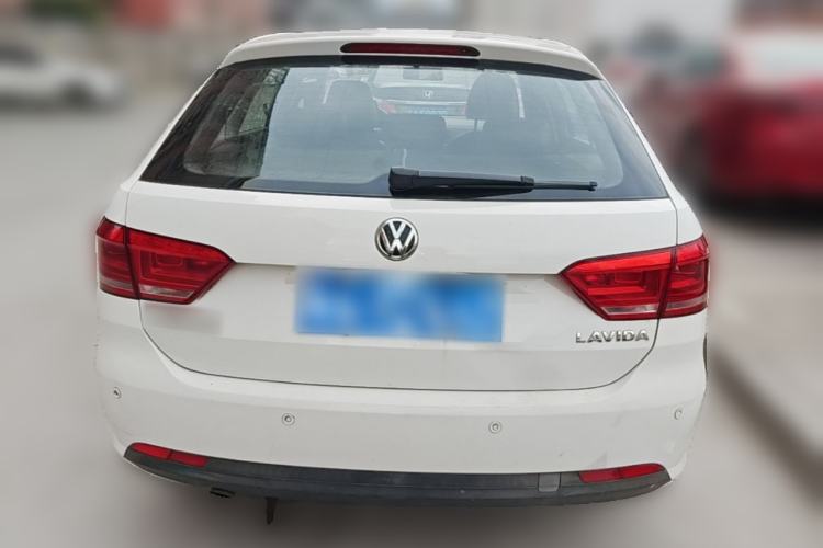 Used Volkswagen Gran Lavida 2013 1.6L Automatic Fashion Model Rear