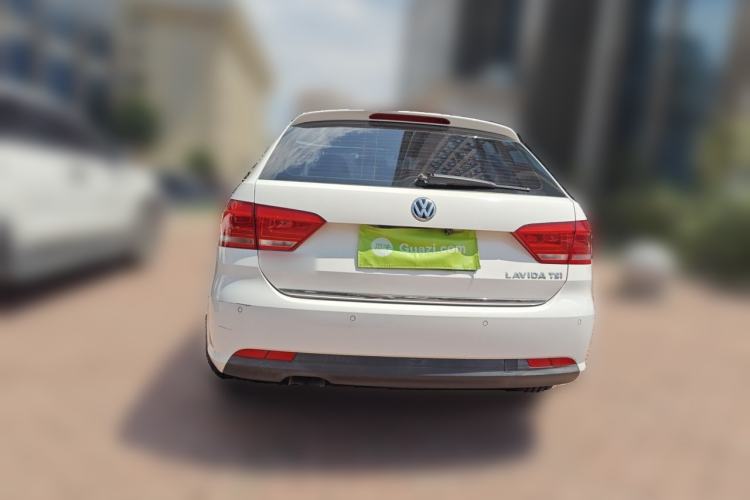 Used Volkswagen Gran Lavida 2013 1.4 TSI Manual Comfort Model Rear