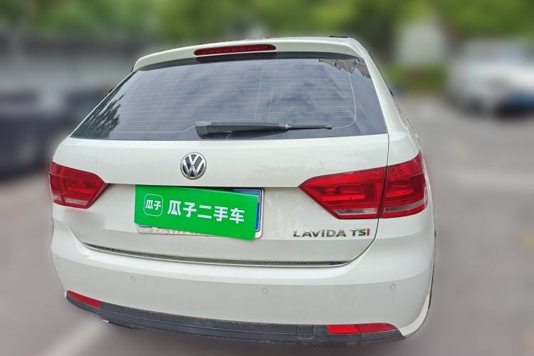 Used Volkswagen Gran Lavida 2013 1.4 TSI Automatic Comfort Model Rear