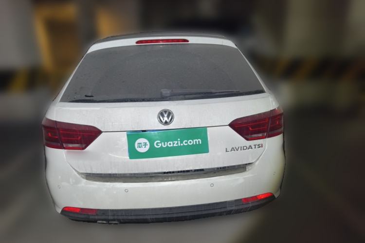 Used Volkswagen Gran Lavida 2013 1.4 TSI Automatic Luxury Model Rear