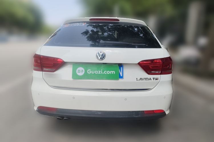 Used Volkswagen Gran Lavida 2013 1.4 TSI Automatic Luxury Model Rear