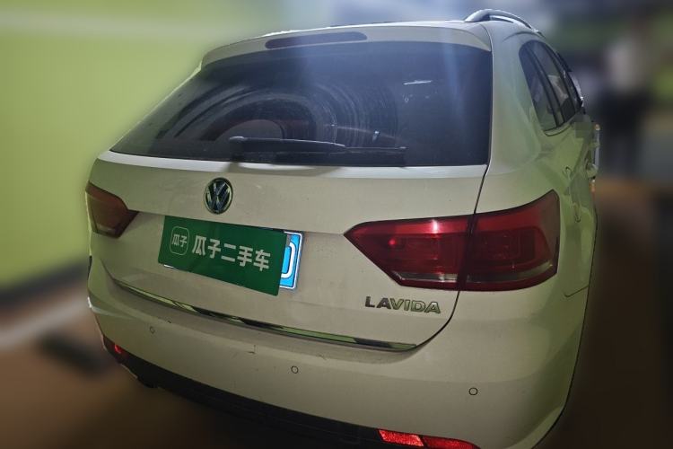 Used Volkswagen Gran Lavida 2013 1.6L Automatic Comfort Model Rear
