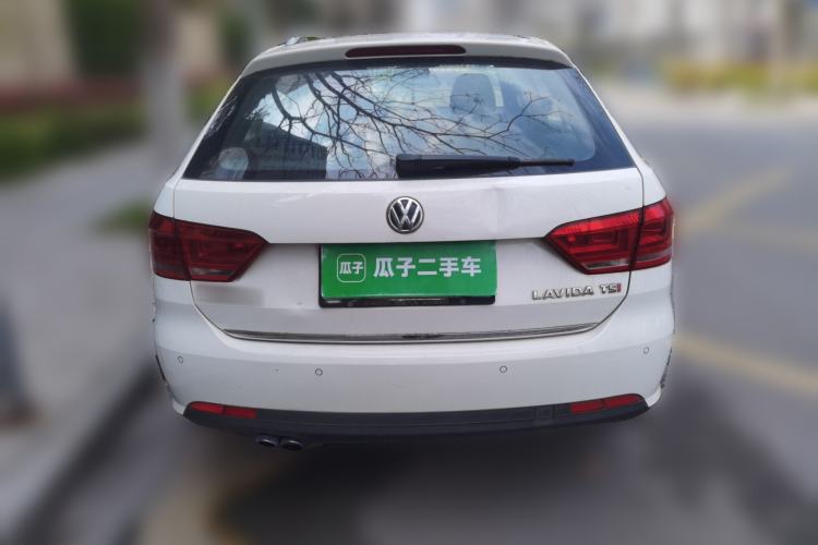 Used Volkswagen Gran Lavida 2013 1.4 TSI Manual Comfort Model Rear