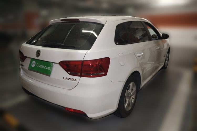 Used Volkswagen Gran Lavida 2013 1.6L Automatic Fashion Model Rear Right 45 Deg