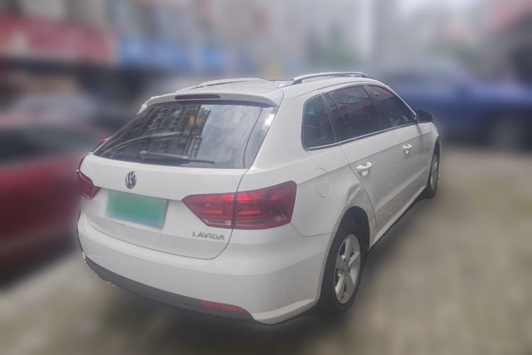 Used Volkswagen Gran Lavida 2013 1.6L Automatic Fashion Model Rear Right 45 Deg