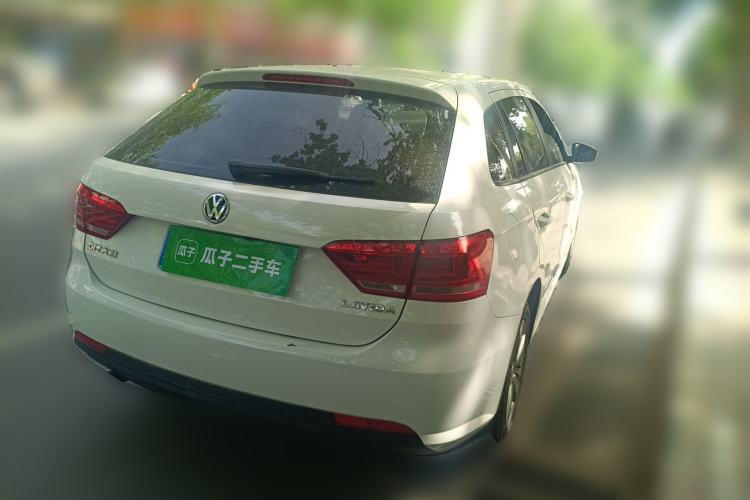 Used Volkswagen Gran Lavida 2013 1.6L Automatic Fashion Model Rear Right 45 Deg