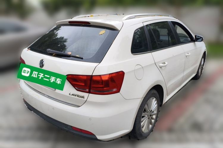 Used Volkswagen Gran Lavida 2013 1.6L Manual Comfort Model Rear Right 45 Deg