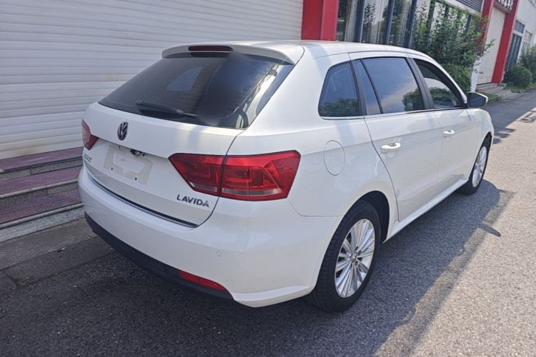 Used Volkswagen Gran Lavida 2013 1.6L Automatic Comfort Model Rear Right 45 Deg