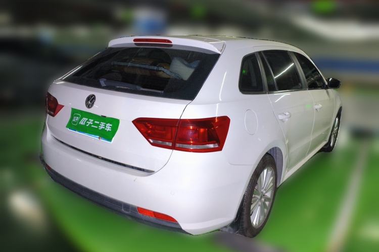 Used Volkswagen Gran Lavida 2013 1.6L Automatic Comfort Model Rear Right 45 Deg