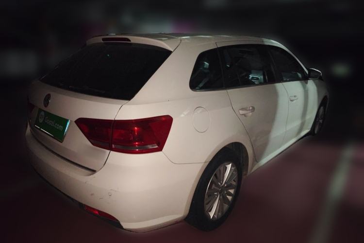 Used Volkswagen Gran Lavida 2013 1.6L Automatic Comfort Model Rear Right 45 Deg