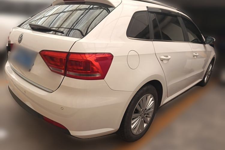 Used Volkswagen Gran Lavida 2013 1.6L Automatic Comfort Model Rear Right 45 Deg