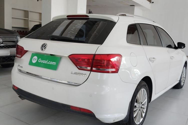 Used Volkswagen Gran Lavida 2013 1.6L Automatic Comfort Model Rear Right 45 Deg