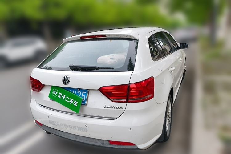 Used Volkswagen Gran Lavida 2013 1.6L Automatic Luxury Model Rear Right 45 Deg