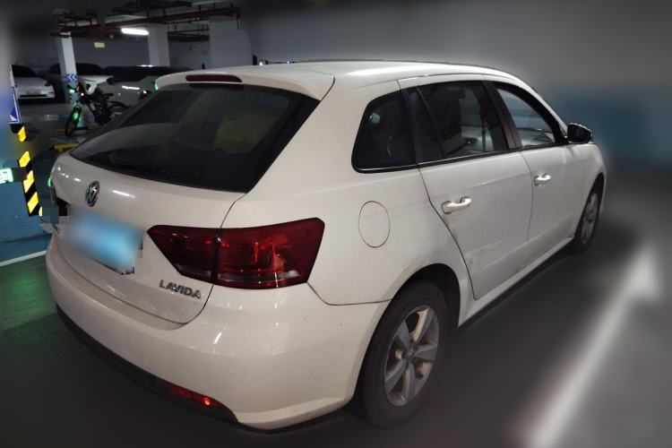 Used Volkswagen Gran Lavida 2013 1.6L Automatic Fashion Model Rear Right 45 Deg