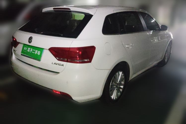 Used Volkswagen Gran Lavida 2013 1.6L Automatic Comfort Model Rear Right 45 Deg