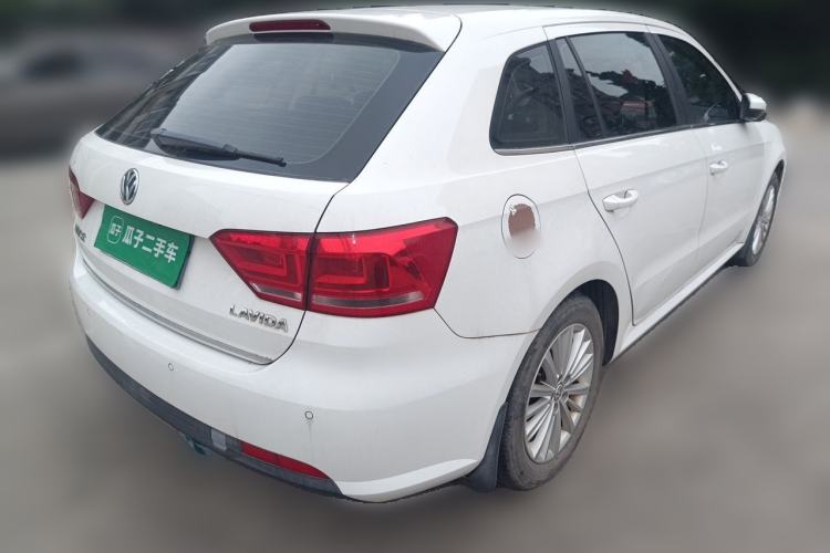 Used Volkswagen Gran Lavida 2013 1.6L Manual Comfort Model Rear Right 45 Deg