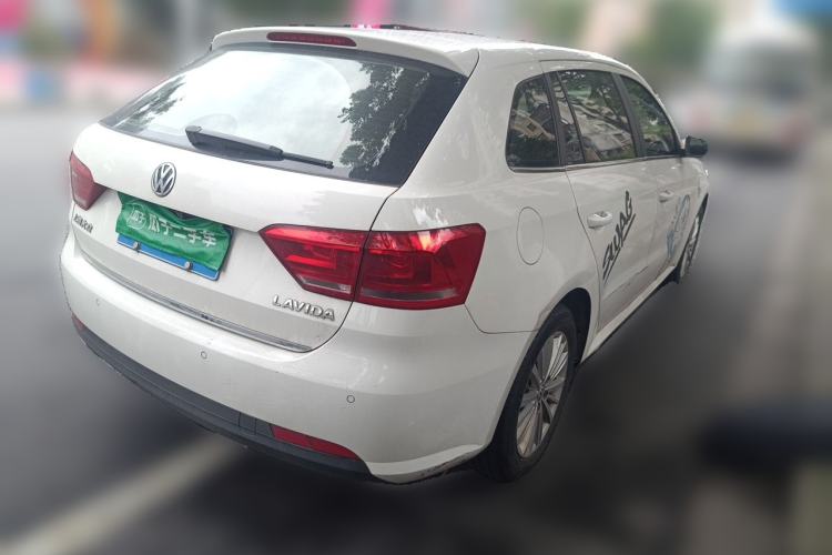 Used Volkswagen Gran Lavida 2013 1.6L Manual Fashion Model Rear Right 45 Deg