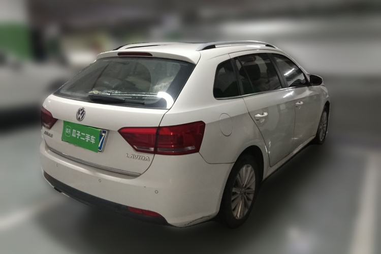 Used Volkswagen Gran Lavida 2013 1.6L Automatic Comfort Model Rear Right 45 Deg
