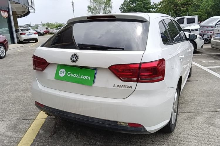 Used Volkswagen Gran Lavida 2013 1.6L Automatic Fashion Model Rear Right 45 Deg