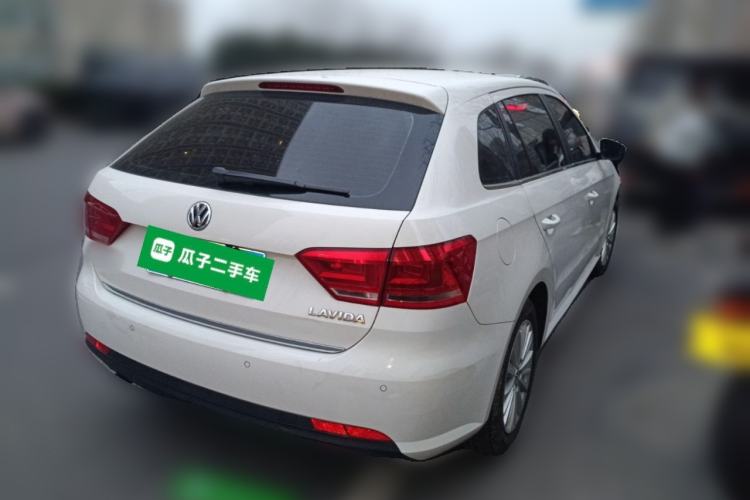 Used Volkswagen Gran Lavida 2013 1.6L Manual Comfort Model Rear Right 45 Deg