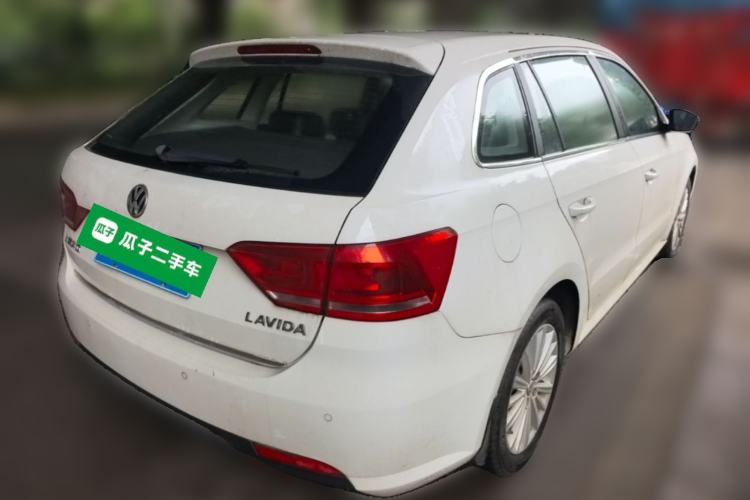 Used Volkswagen Gran Lavida 2013 1.6L Automatic Comfort Model Rear Right 45 Deg