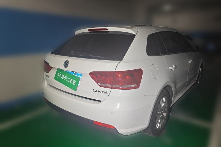 Used Volkswagen Gran Lavida 2013 1.6L Automatic Comfort Model Rear Right 45 Deg