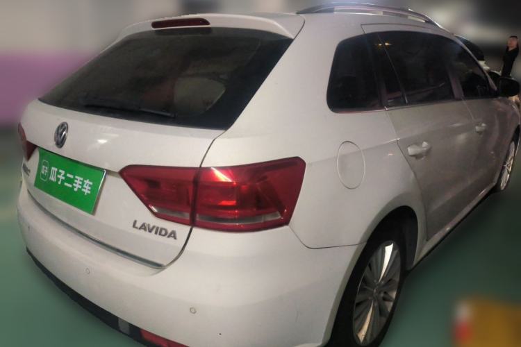 Used Volkswagen Gran Lavida 2013 1.6L Automatic Comfort Model Rear Right 45 Deg