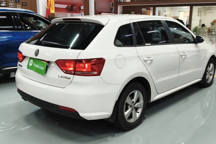 Used Volkswagen Gran Lavida 2013 1.6L Automatic Fashion Model Rear Right 45 Deg