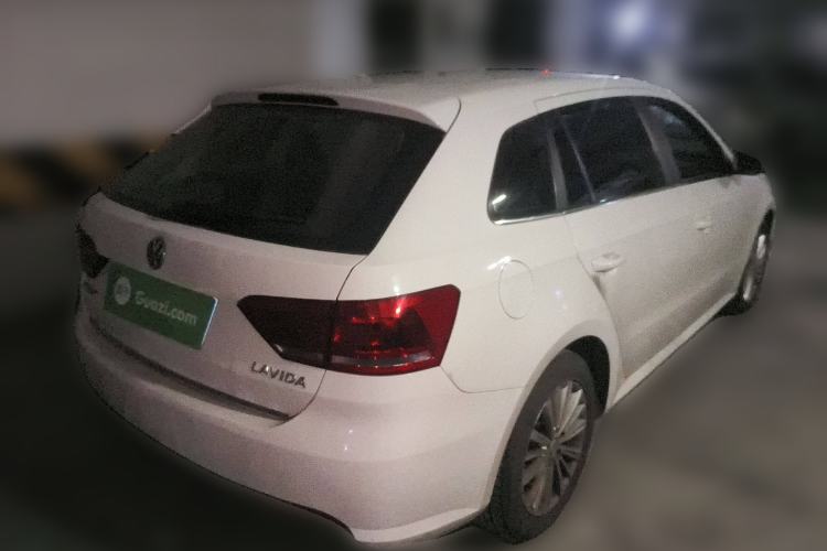 Used Volkswagen Gran Lavida 2013 1.6L Automatic Comfort Model Rear Right 45 Deg