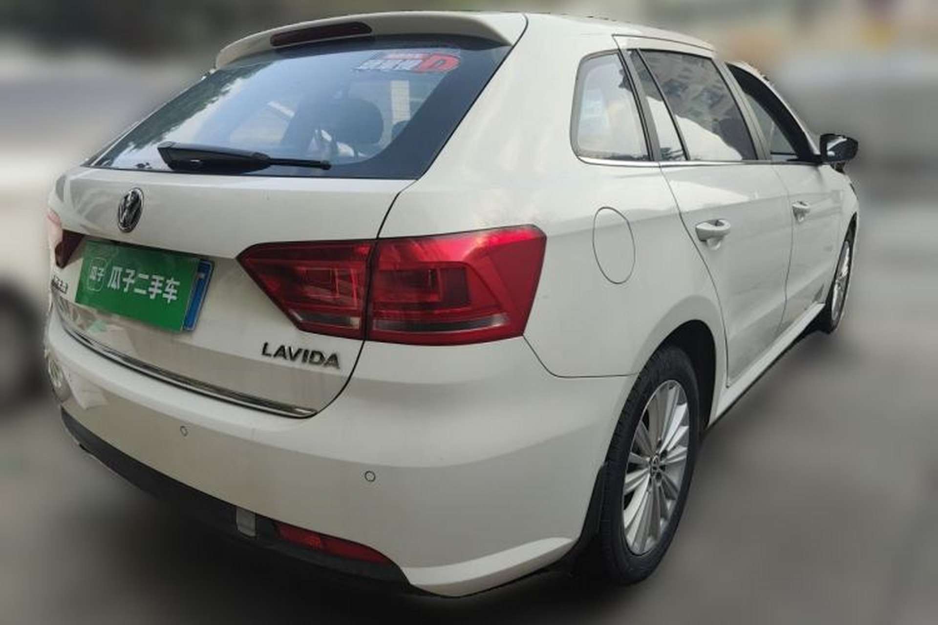 Used Volkswagen Gran Lavida 2013 1.6L Manual Comfort Model Rear Right 45 Deg