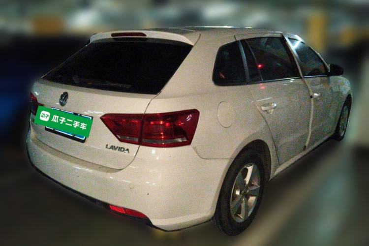 Used Volkswagen Gran Lavida 2013 1.6L Automatic Fashion Model Rear Right 45 Deg