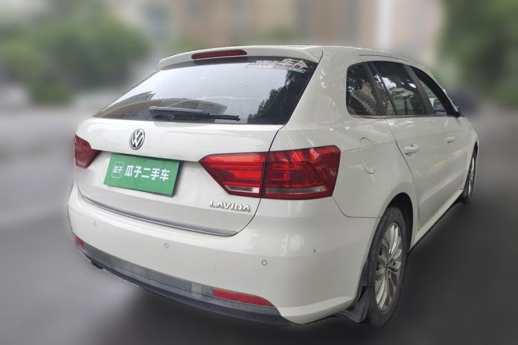 Used Volkswagen Gran Lavida 2013 1.6L Automatic Luxury Model Rear Right 45 Deg