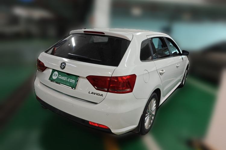 Used Volkswagen Gran Lavida 2013 1.6L Manual Comfort Model Rear Right 45 Deg