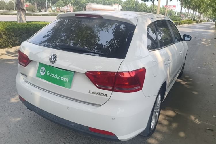 Used Volkswagen Gran Lavida 2013 1.6L Manual Comfort Model Rear Right 45 Deg