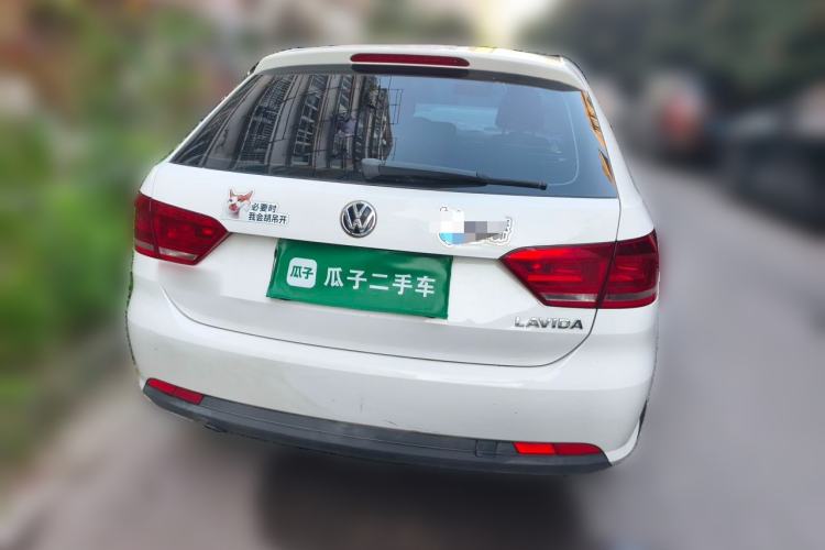 Used Volkswagen Gran Lavida 2013 1.6L Automatic Fashion Model Rear