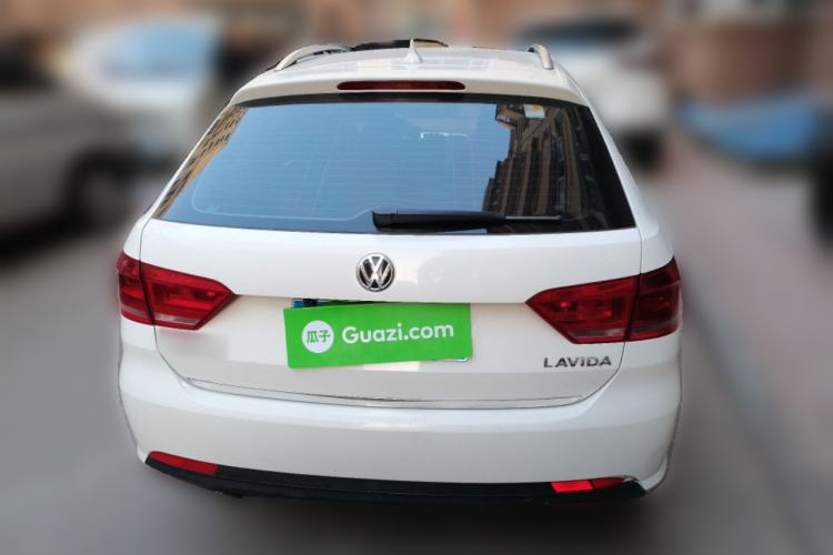 Used Volkswagen Gran Lavida 2013 1.6L Automatic Fashion Model Rear